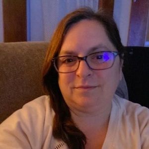 Meet your Posher, Carrie